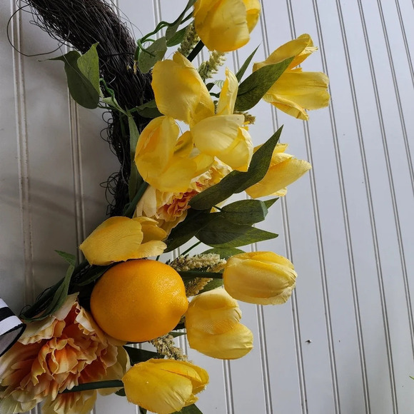 17" Happy Wreath Front Door Wall Lemons Wreath Yellow Tulips - Picture 4 of 9